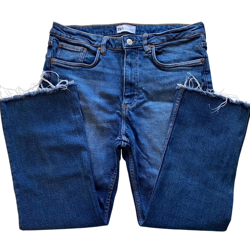 ZARA Women's High Waisted Cropped Flare Jeans‎ Size 8 Raw Hem Blue Denim Cotton